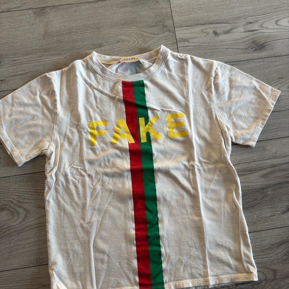 Gucci White T-Shirt with Red and Green Stripe